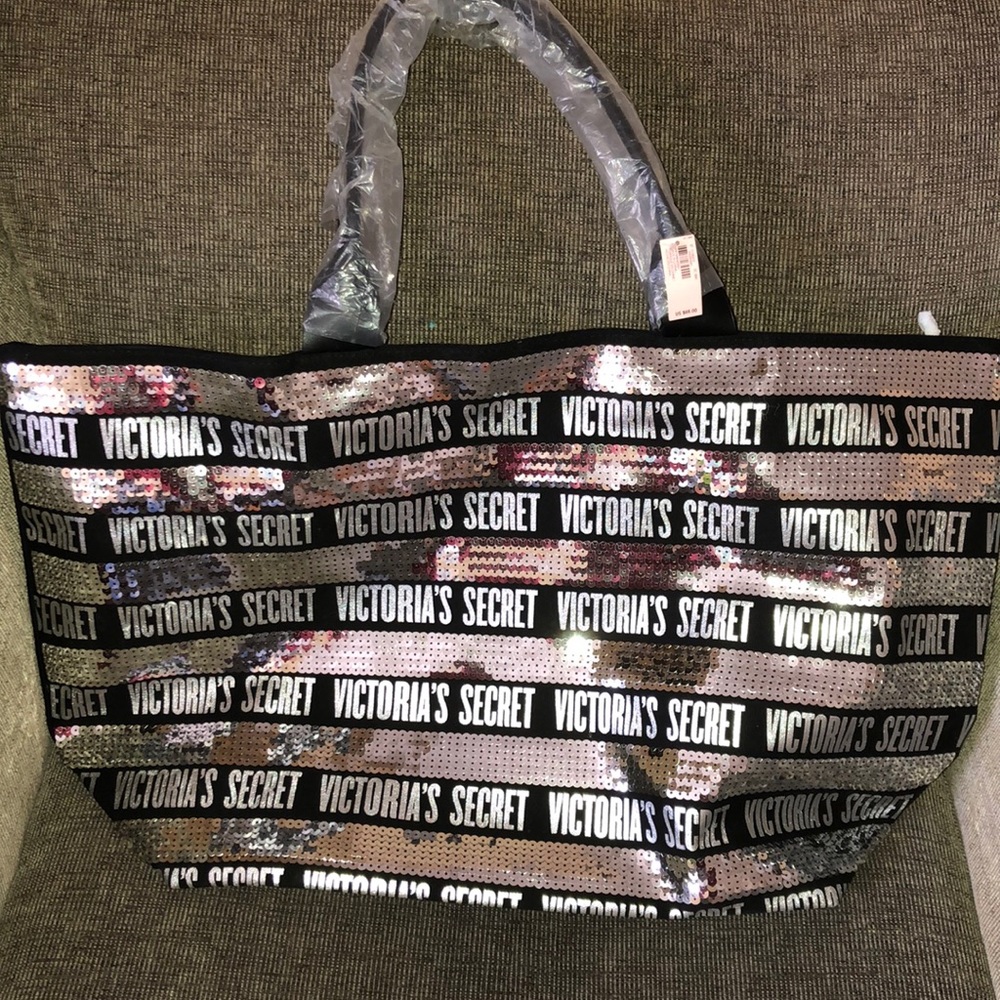Victoria’s Secret bag. Never been used.
